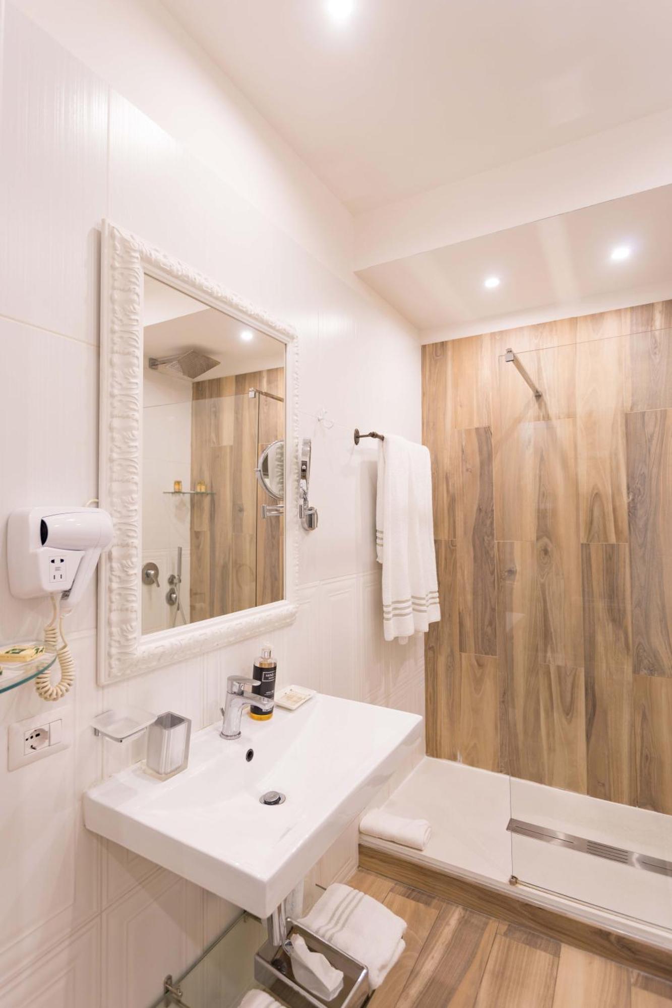 Domus Deorum Deluxe Napoli Ngoại thất bức ảnh